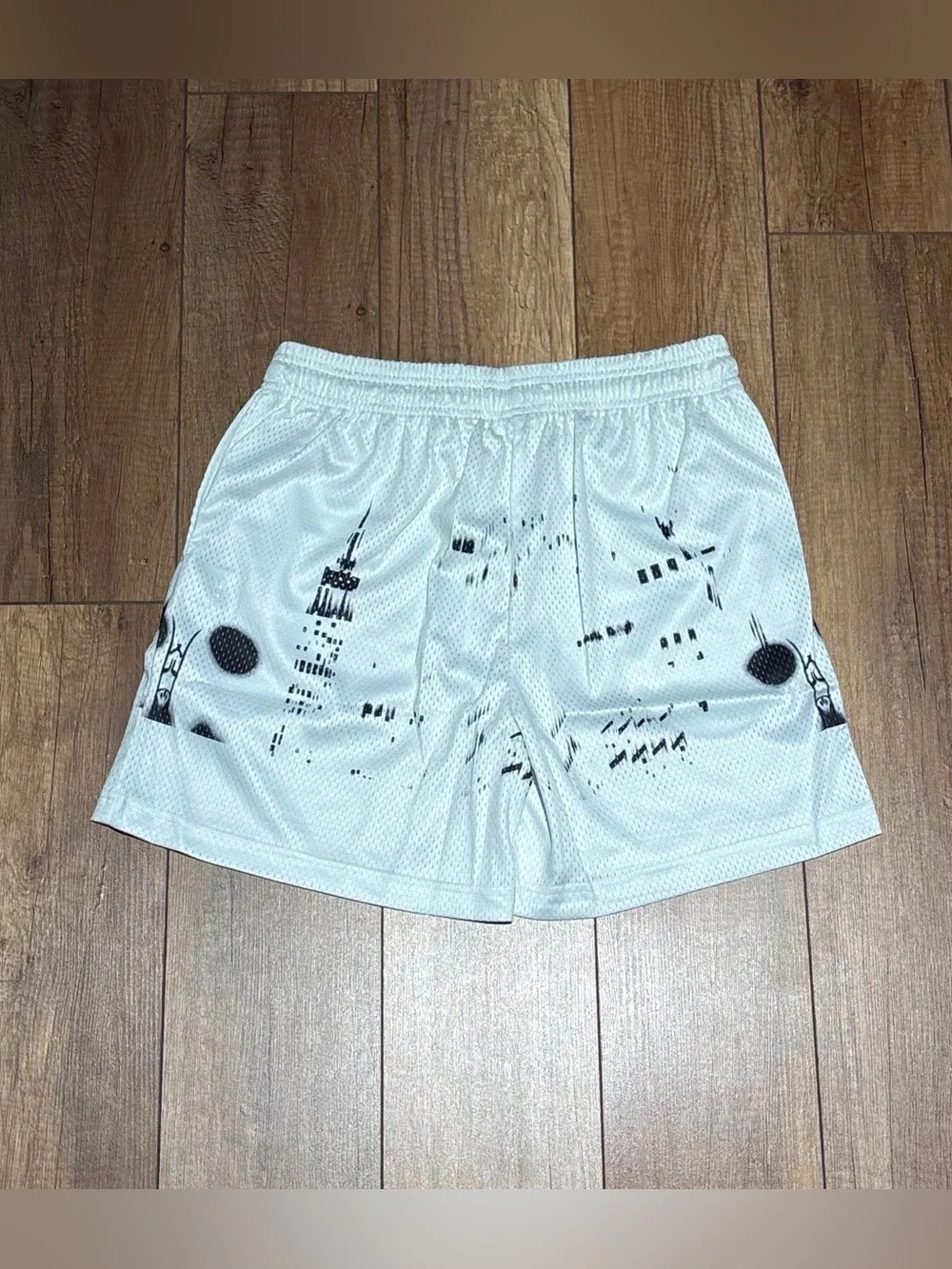 Eric Emanuel EE Mens White and Black Skyline Athletic Mesh Shorts Brand New